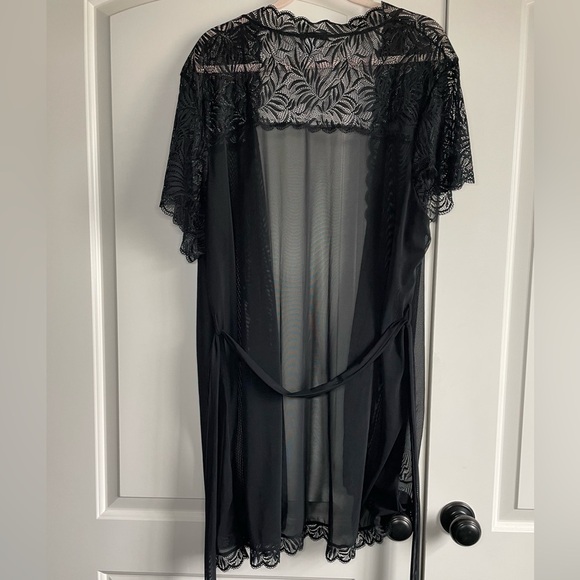 🎄Gorgeous Lace Sheer Robe with Tie - Picture 5 of 6